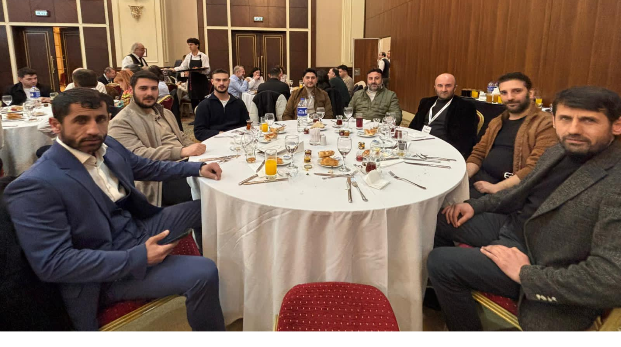 galderin-iftar-daveti-sektoru-bir-araya-getirdi-7625.png (1995×1116)