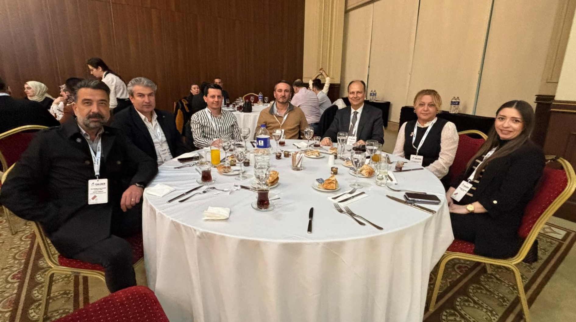 galderin-iftar-daveti-sektoru-bir-araya-getirdi-8078.png (1890×1058)