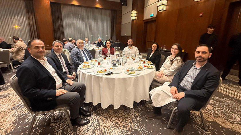 yisad-geleneksel-iftarinda-sektor-temsilcileri-bir-araya-geldi-6260.gif (840×470)